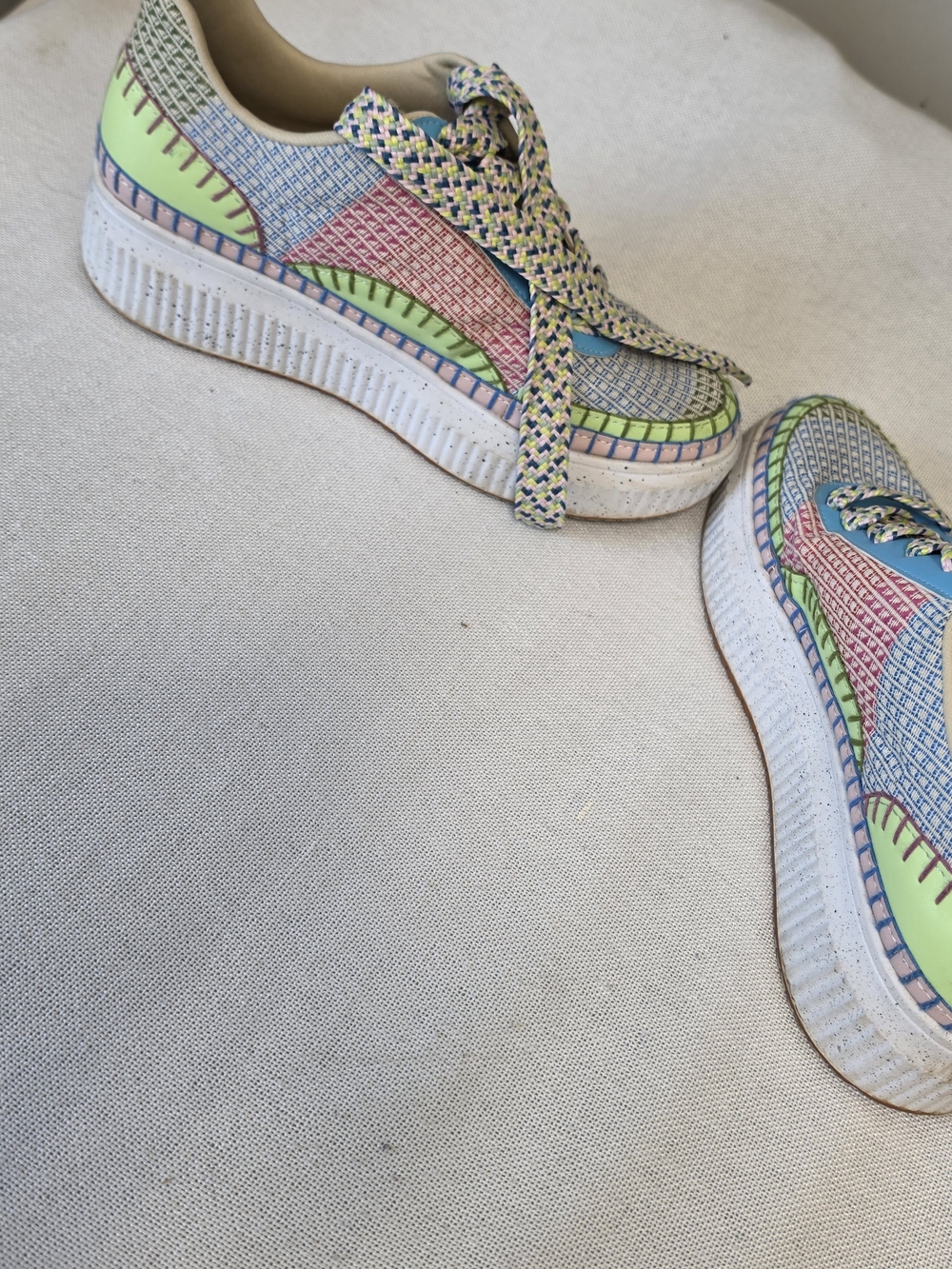 Love Rio Audre Sneakers - Picture 5 of 15
